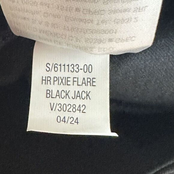 Old Navy High Rise Pixie Flared Pants Womens 18T Tall Secret Smooth Pockets NEW - Picture 2 of 14